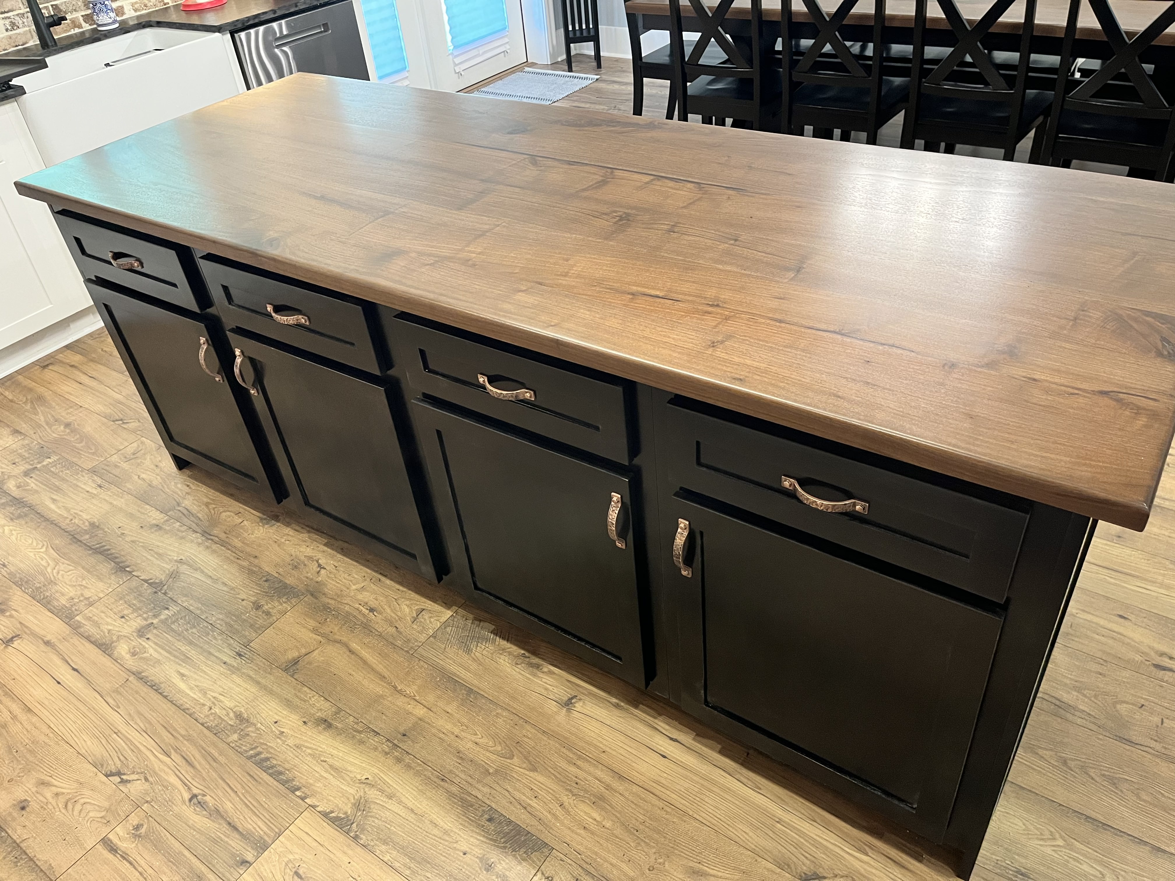 Kitchen Island — Detail